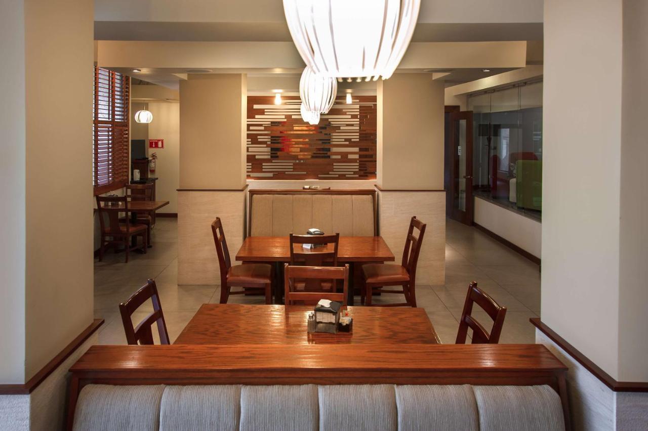 Best Western Cumbres Inn Cd. Cuauhtemoc Ngoại thất bức ảnh