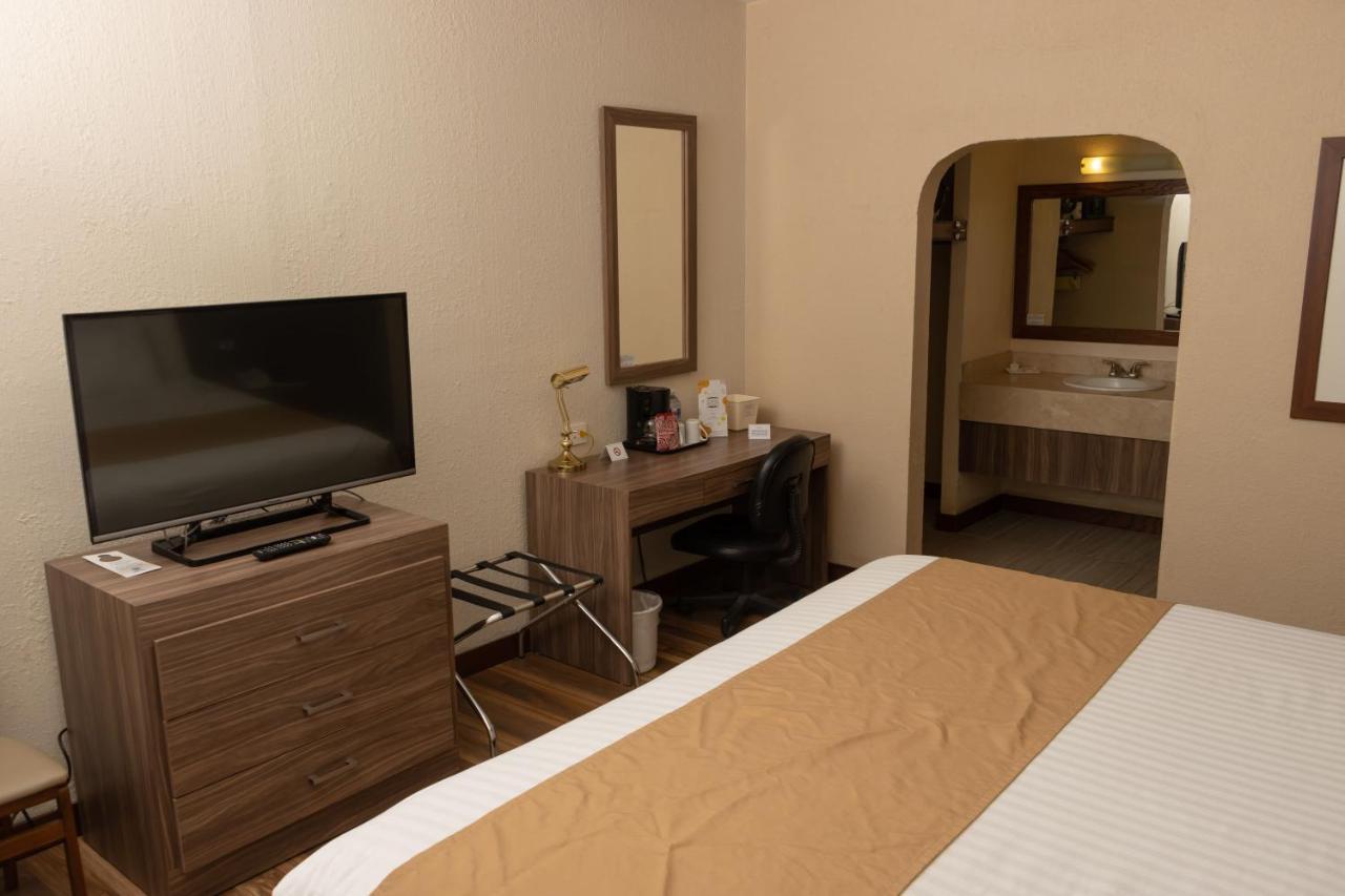 Best Western Cumbres Inn Cd. Cuauhtemoc Ngoại thất bức ảnh