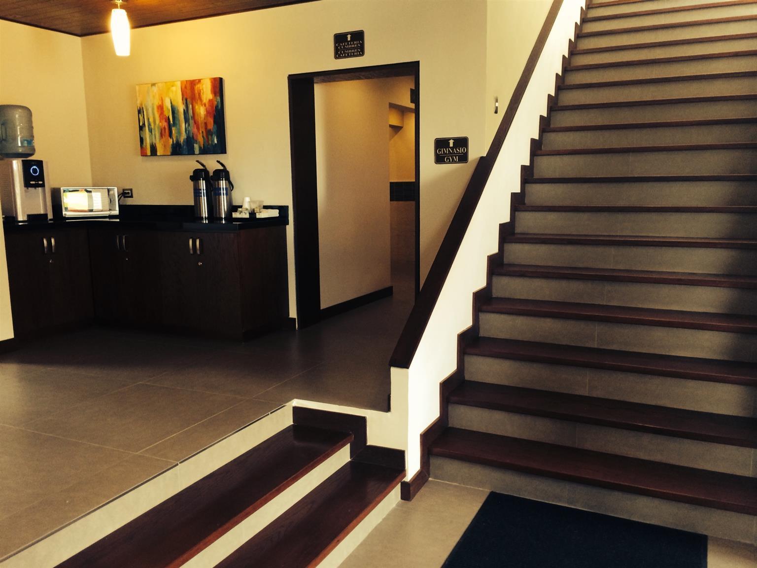 Best Western Cumbres Inn Cd. Cuauhtemoc Ngoại thất bức ảnh