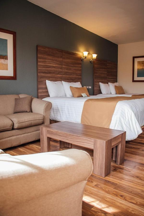 Best Western Cumbres Inn Cd. Cuauhtemoc Ngoại thất bức ảnh